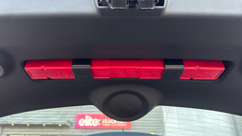 MINI Hatchback 135kW Cooper S Resolute Edition 33kWh 3dr Auto Electric Hatchback